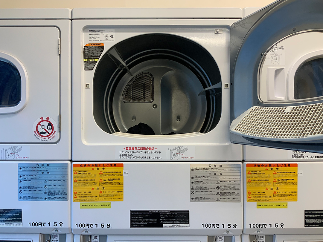 室内干し3時間以内で乾くお洋服は、乾燥機なら何分で乾くのか。