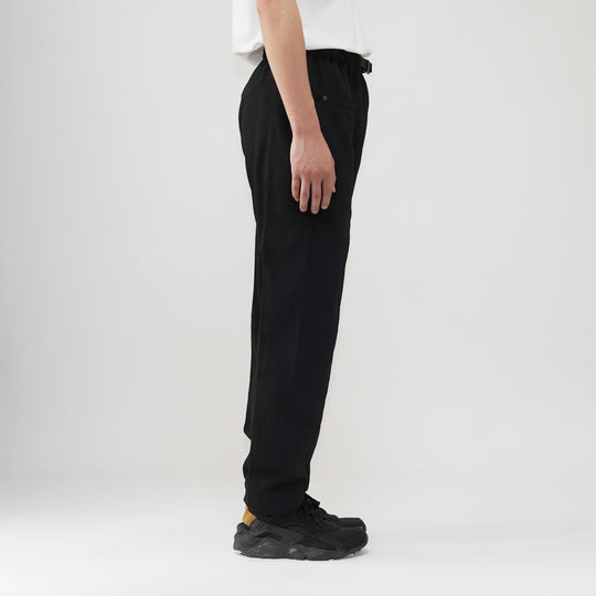 【穿いているときに風を感じる通気性】アミードパンツ / ブラック