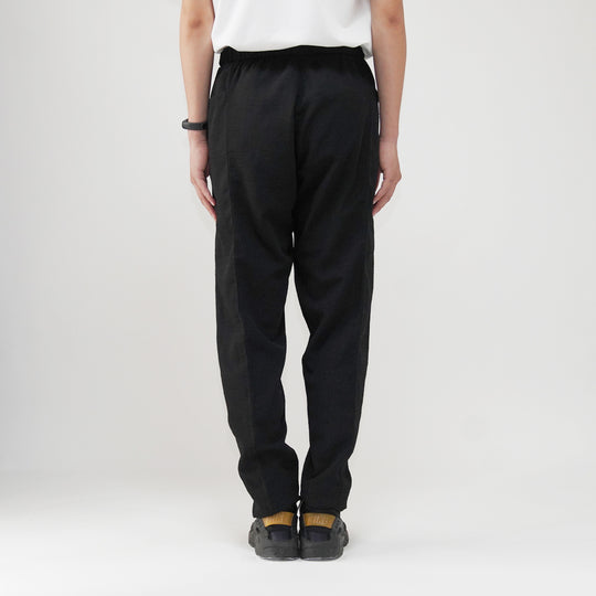 【穿いているときに風を感じる通気性】アミードパンツ / ブラック