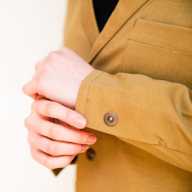 【フォーマルな見た目なのに疲れない着心地】「着たくないのに、毎日着てしまう」ジャケット / キャメル