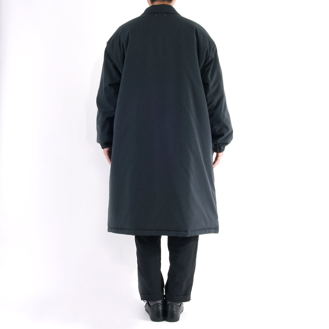 【寒さから身を守る、布団生まれのディフェンス力】ディフェンダー ロングコート / グリビー