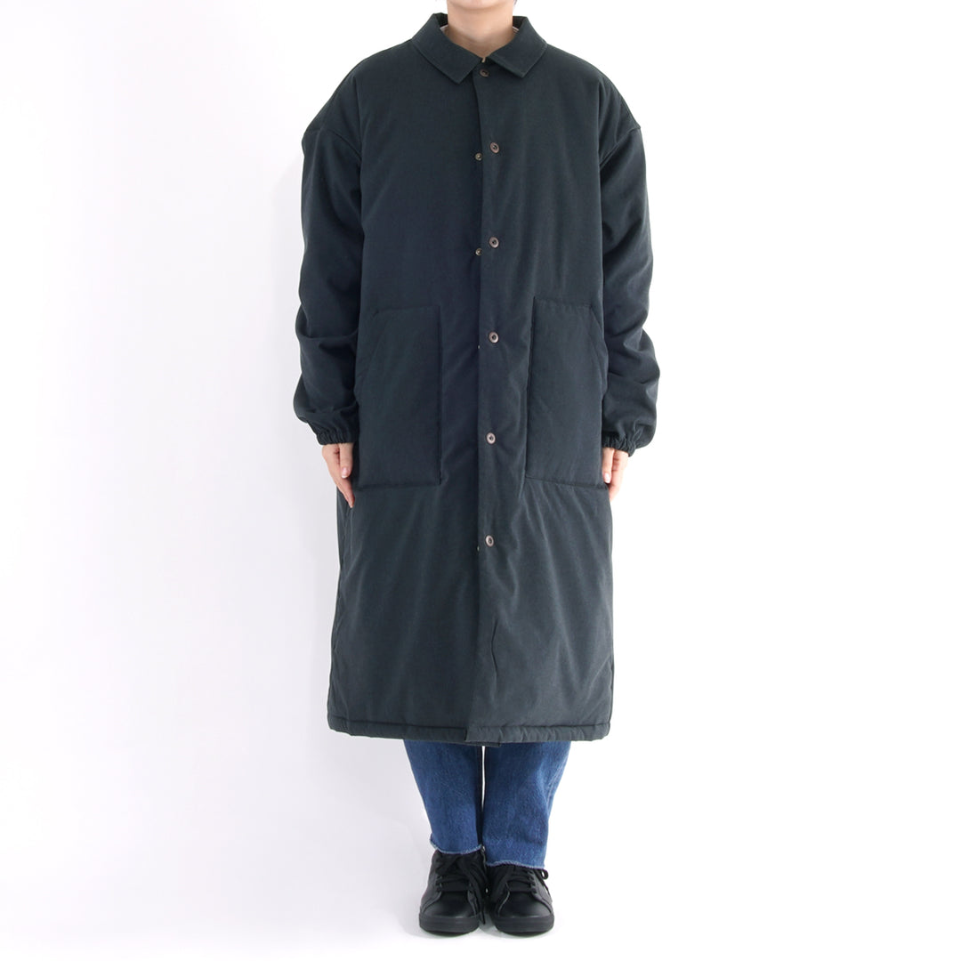 【寒さから身を守る、布団生まれのディフェンス力】ディフェンダー ロングコート / グリビー