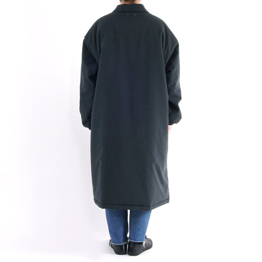 【寒さから身を守る、布団生まれのディフェンス力】ディフェンダー ロングコート / グリビー