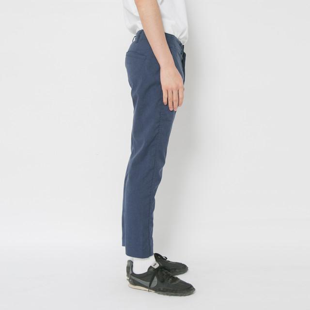 【フォーマルな見た目なのに疲れない穿き心地】「着たくないのに、毎日着てしまう」パンツ / ブルー