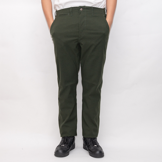 【フォーマルな見た目なのに疲れない穿き心地】「着たくないのに、毎日着てしまう」パンツ / ダークグリーン