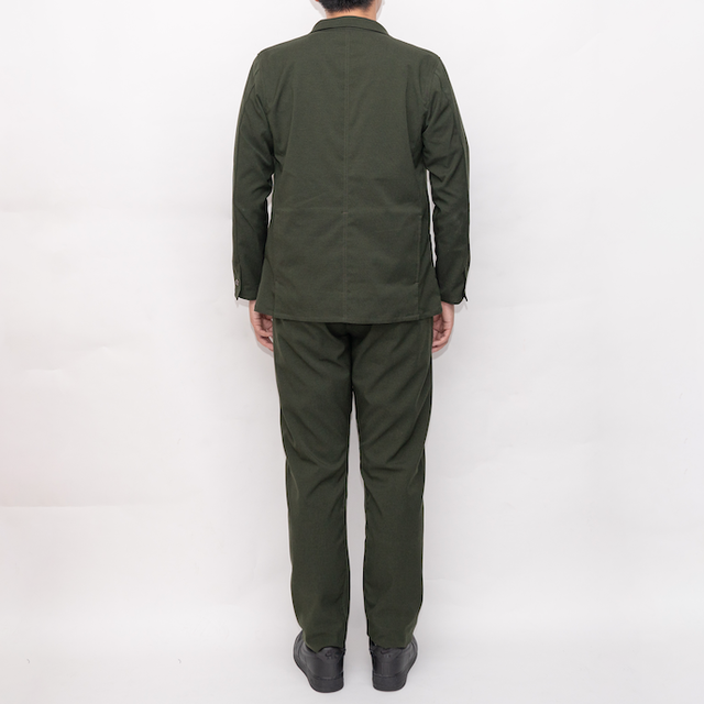 【フォーマルな見た目なのに疲れない穿き心地】「着たくないのに、毎日着てしまう」パンツ / ダークグリーン