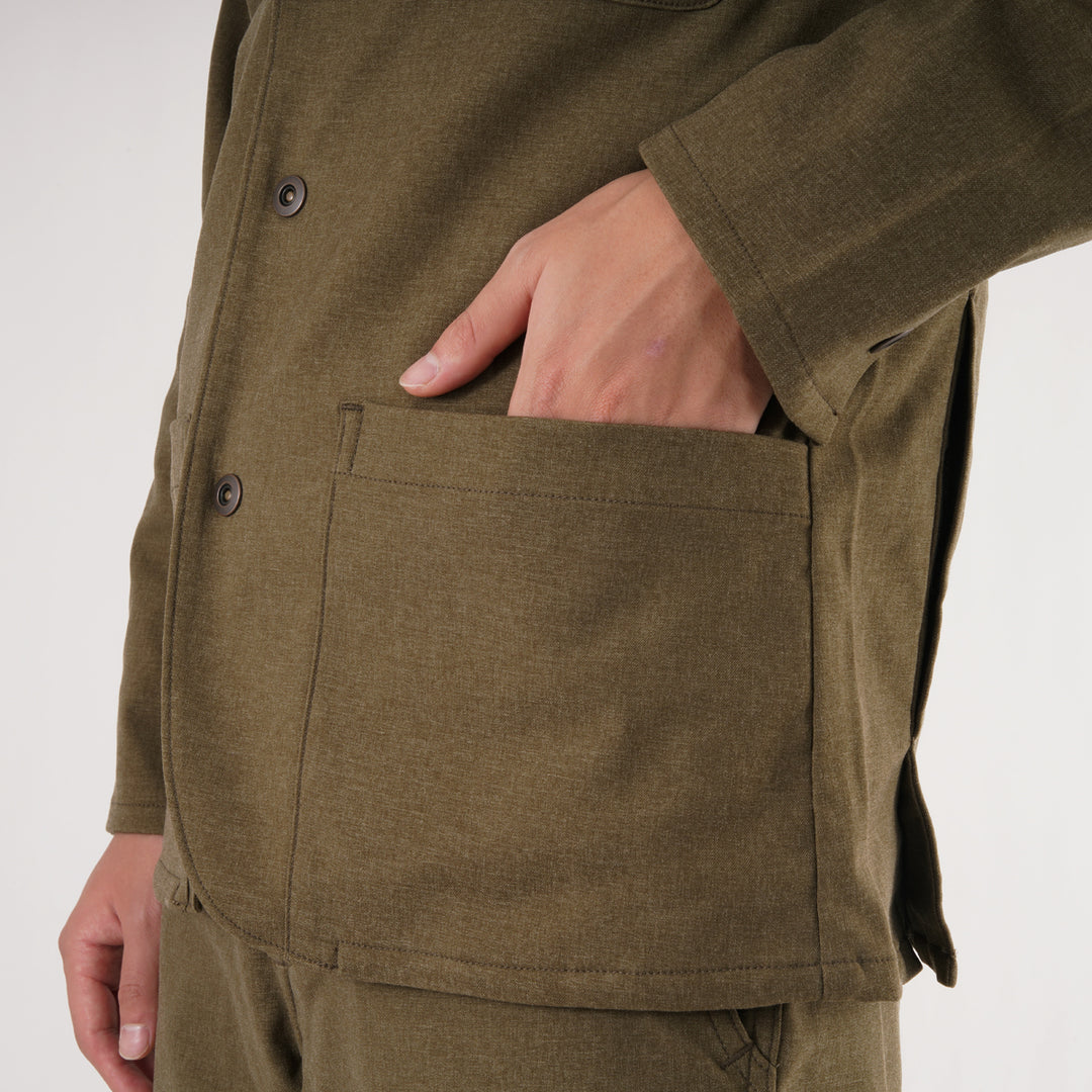 【フォーマルな見た目なのに疲れない着心地】「着たくないのに、毎日着てしまう」ジャケット/ オリーブ