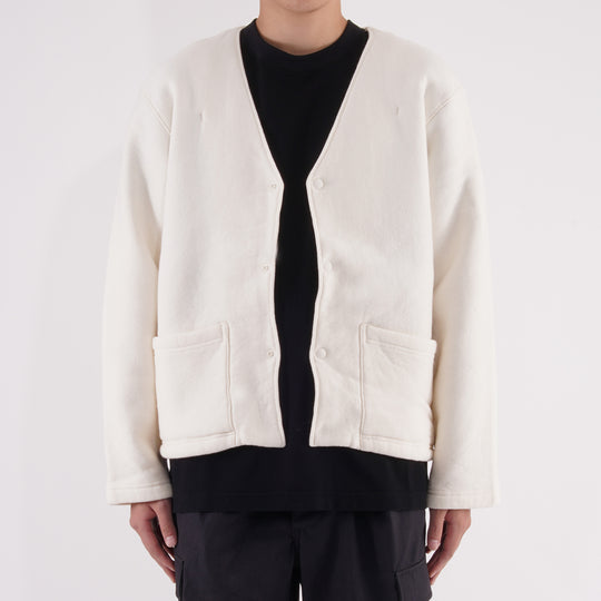 【毛布生まれのふんわりとした肌ざわりと暖かさ】モフ カーディガン / ホワイト