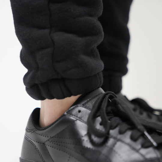 【毛布生まれのふんわりとした肌ざわりと暖かさ】モフ パンツ / ブラック