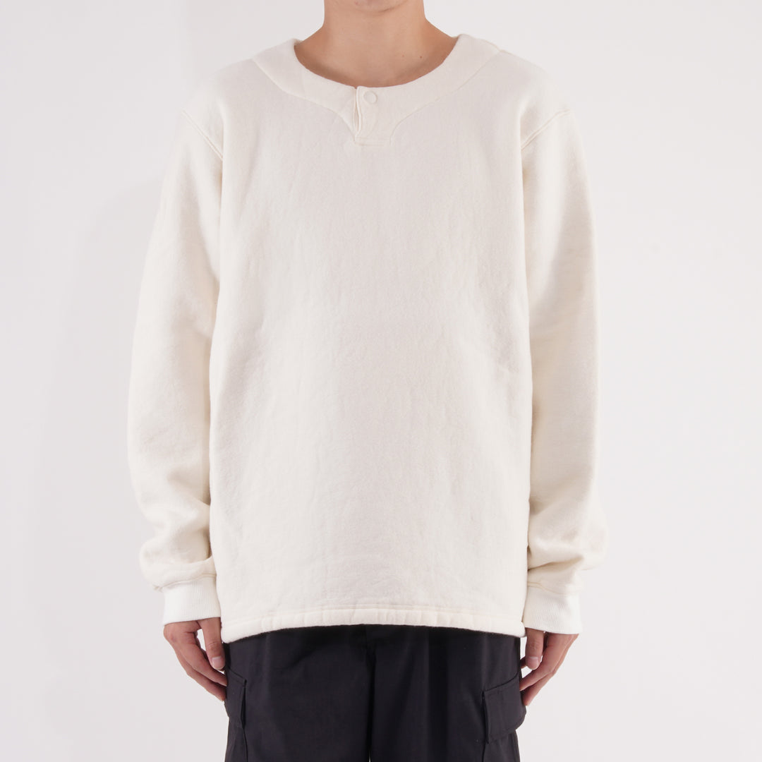 【毛布生まれのふんわりとした肌ざわりと暖かさ】モフ プルオーバー / ホワイト