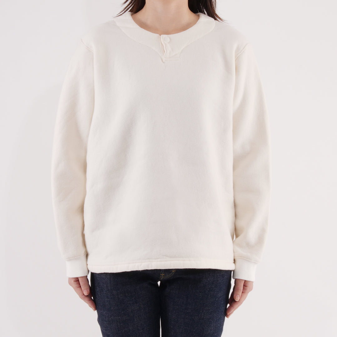 【毛布生まれのふんわりとした肌ざわりと暖かさ】モフ プルオーバー / ホワイト