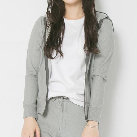 【水や汚れを寄せ付けない、ふつうの見た目のパーカー】ワンスウィング パーカー / グレー