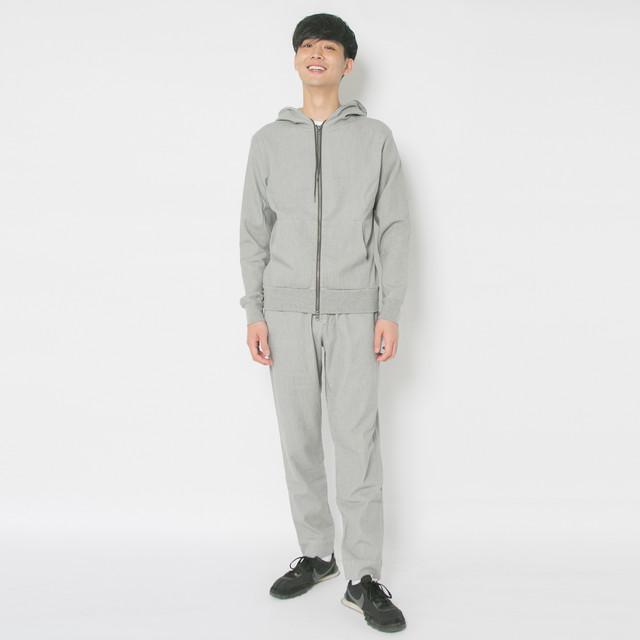 【水や汚れを寄せ付けない、ふつうの見た目のパーカー】ワンスウィング パーカー / グレー