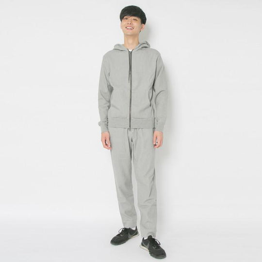 【水や汚れを寄せ付けない、ふつうの見た目のパーカー】ワンスウィング パーカー / グレー