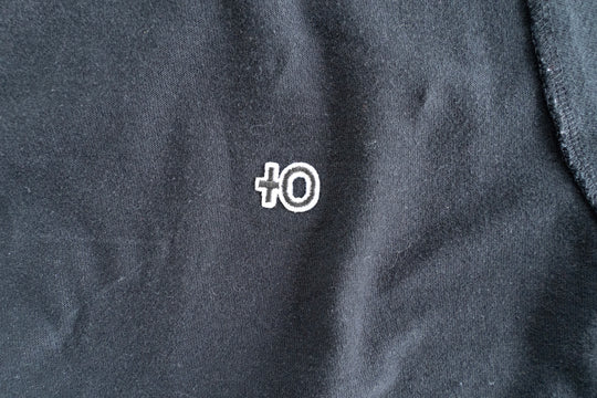 【ROLE YOURS】半袖Tシャツ / ブラック / レディースXSサイズ相当